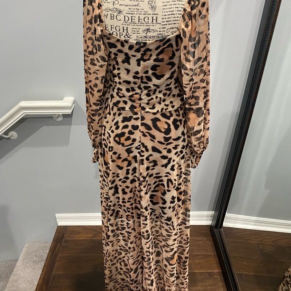 Women Long dress - Picture 7 of 7